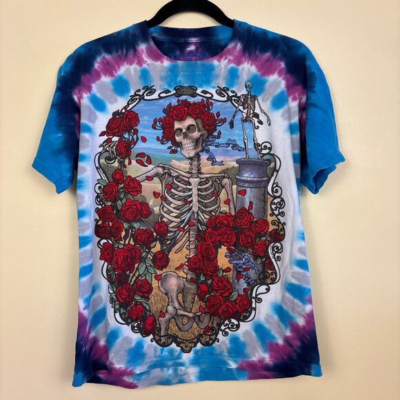 VINTAGE GRATEFUL DEAD 30 years 1965 1995 T-shirt Size Small Tie-Dye‎ Skeleton - Picture 1 of 8